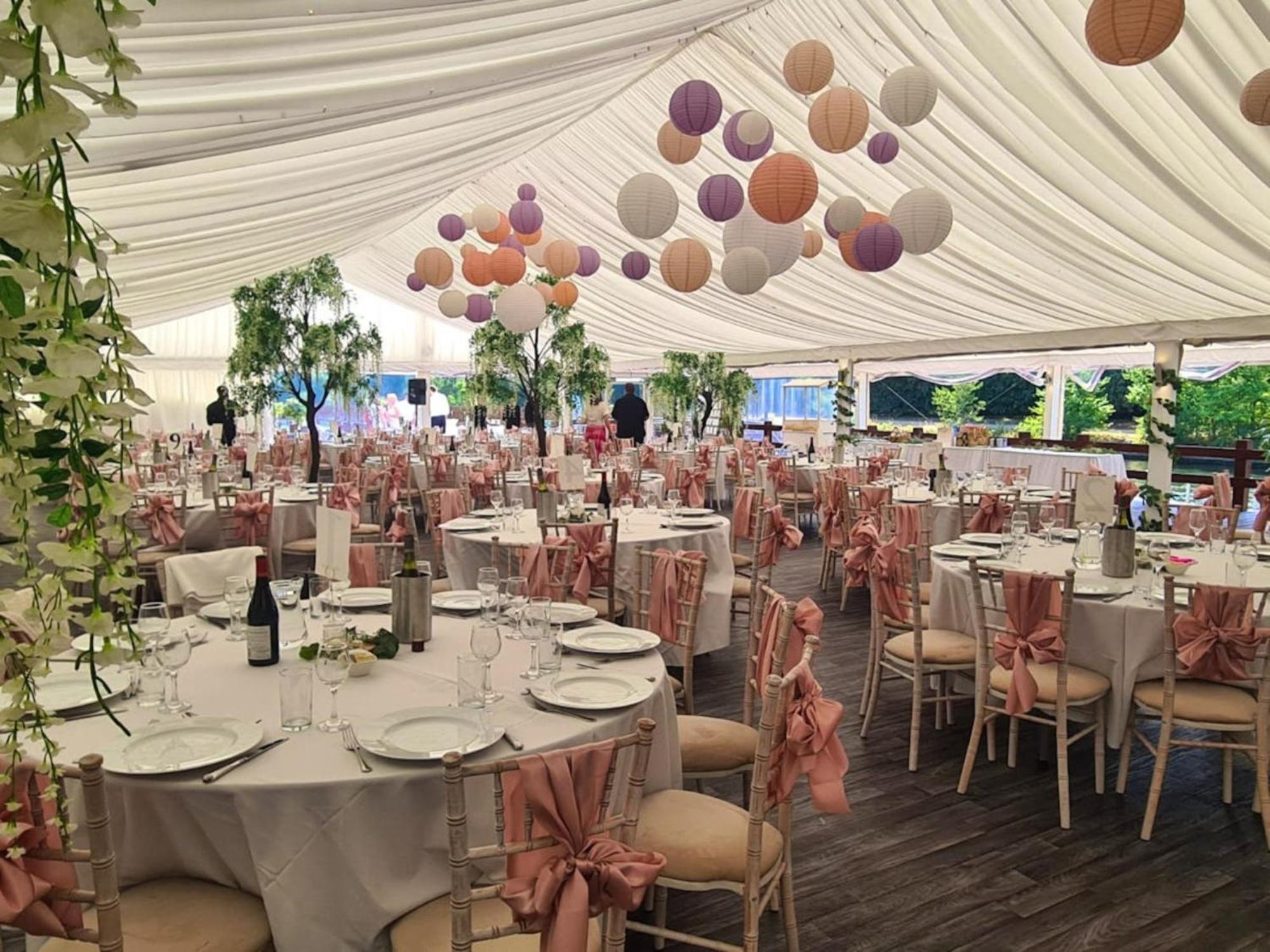 Hotel Crowne Plaza London - Kingston By Ihg Surbiton Exterior foto